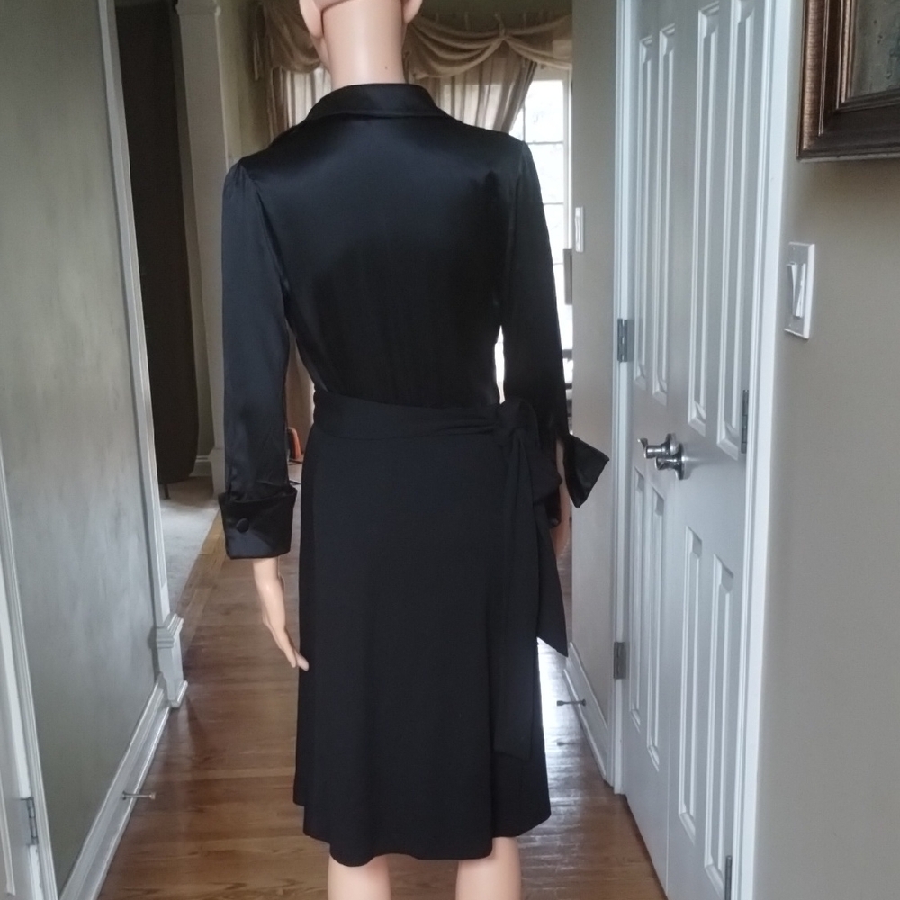 Elegant/Classic Diane Von Furstenberg Black Wrap Dress - Picture 10 of 13